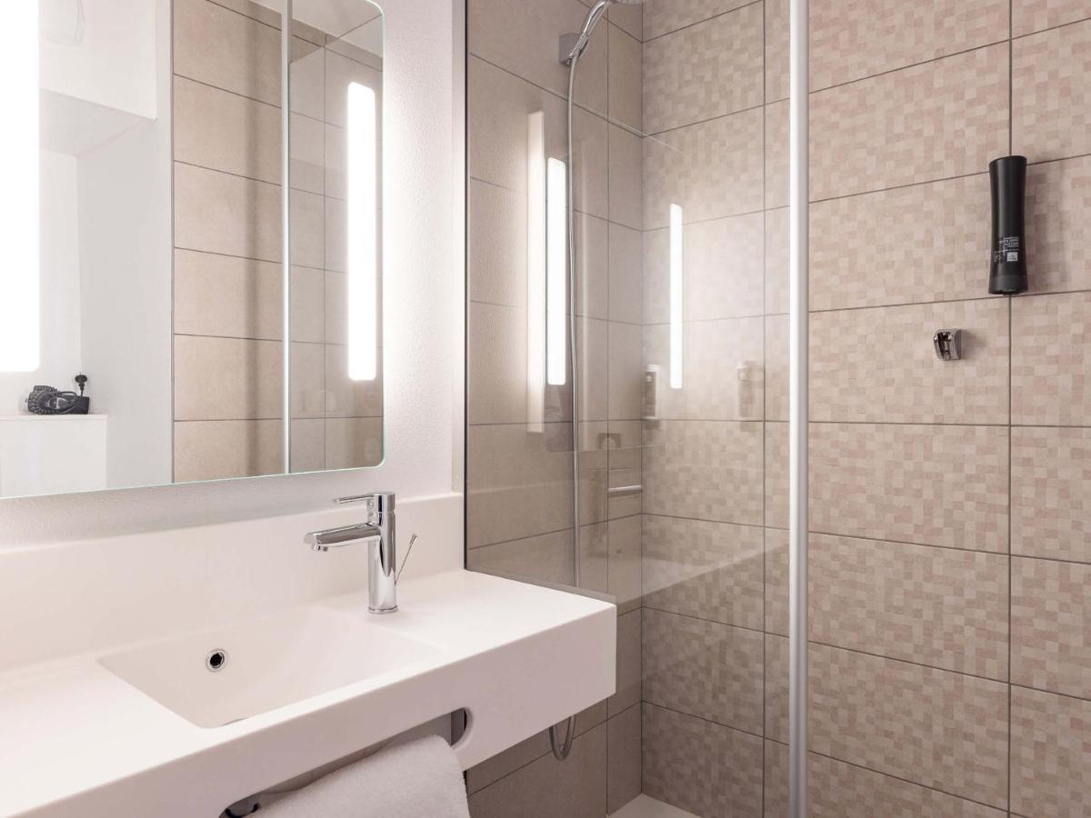 B&B Hotel Rennes Parc Expo Aeroport Bruz Dış mekan fotoğraf